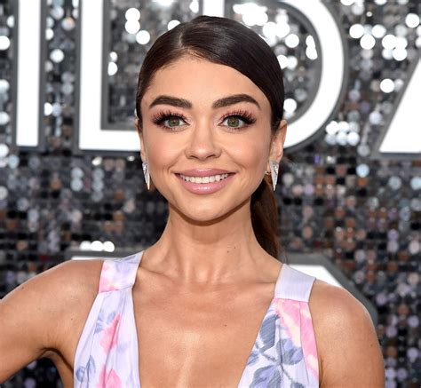 Sarah Hyland Dyed Her Hair Red at Home | POPSUGAR Beauty