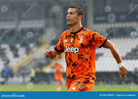 Spezia Calcio Vs Juventus FC Editorial Stock Image - Image of football ...