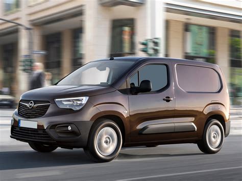 Opel Combo Cargo Van 3 porte 1.5 Diesel 100cv Essentia L1 1000 Kg MT5