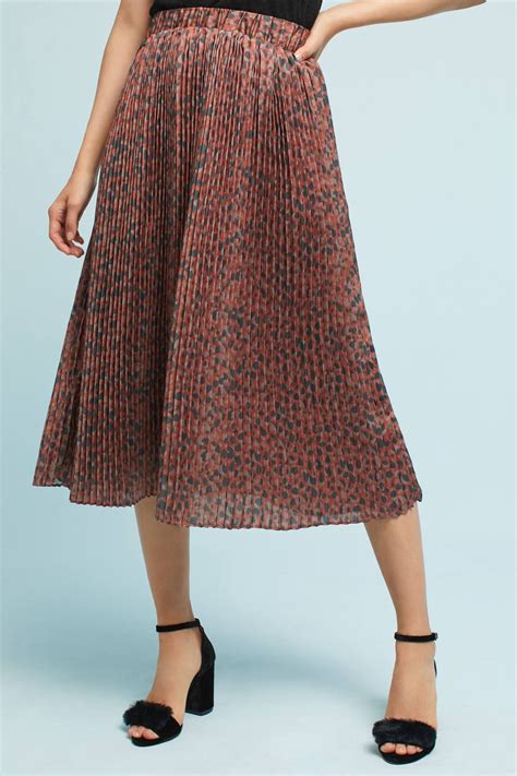 Pleated Leopard Skirt (With images) | Leopard skirt, Full midi skirt, Ladies tops fashion