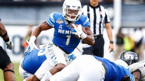 3 Memphis Tiger football players named to preseason award watch lists