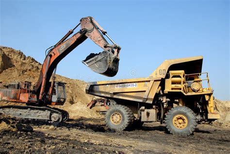 Coal Mining Equipment Editorial Image - Image: 21309205