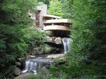 Organic Architecture | Characteristics & Images - Lesson | Study.com