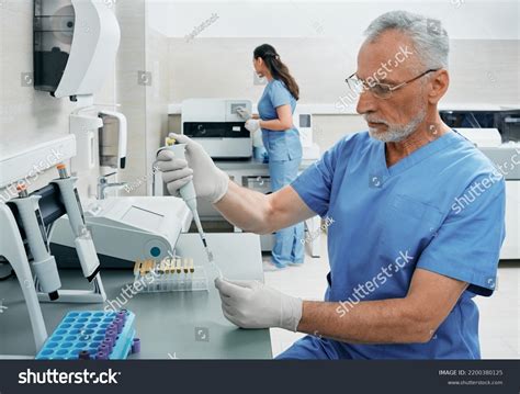 20,250 Laboratory Technicians Blood Images, Stock Photos & Vectors | Shutterstock