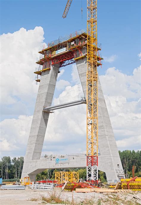 Drava River Motorway Bridge (A5) (Osijek) | Structurae