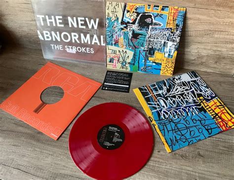 The Strokes - The New Abnormal - Cover and Vinyl designed - Catawiki