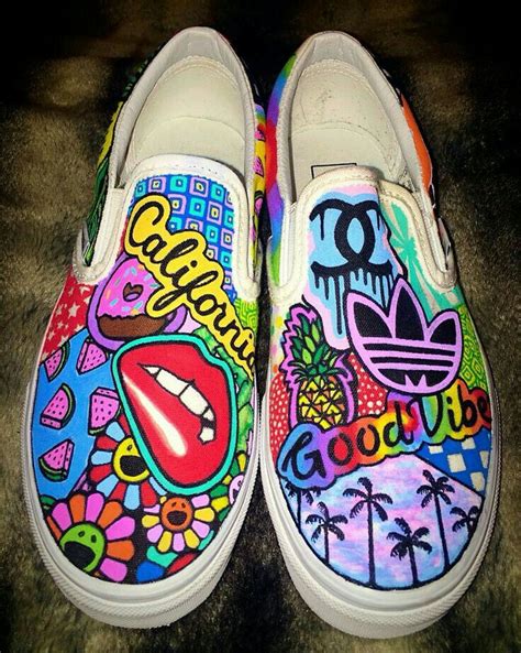 Pin by AIANDRA on Sapatos ♡ | Custom vans shoes, Vans shoes fashion, Painted shoes