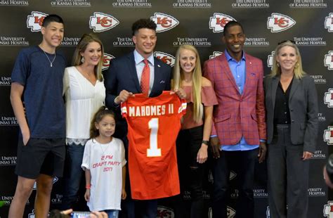 Brittany Mahomes Endorses 175K Worth Privacy Message As Jackson Mahomes ...