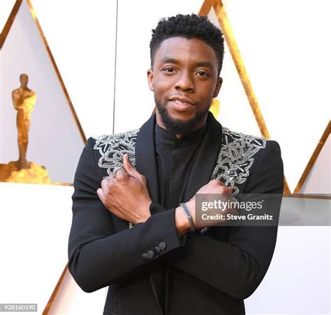 Chadwick Boseman Oscars Photos and Premium High Res Pictures - Getty Images