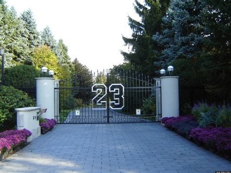 Michael Jordan Highland Park Home: Will His Airness' Mansion Sell With ...