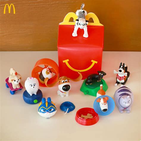 Mcdo happy meal toy - secret life of pets 2 sold per pc | BeeCost