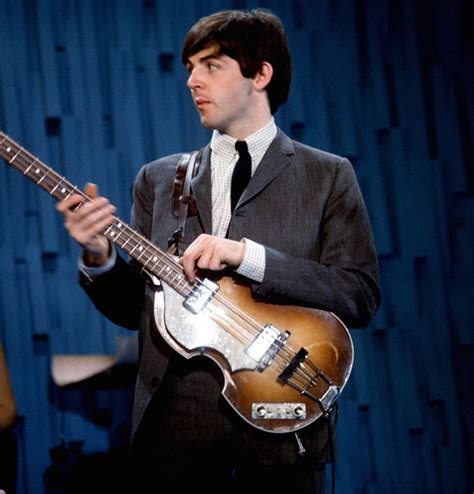 Paul Mccartney Bass - Standing Hofner Beatle Bass Cake - Paul Mccartney ...