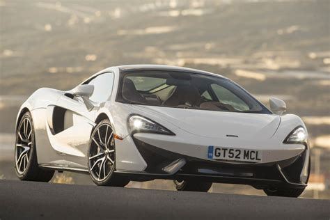 McLaren 570GT - performance with luxury | Eurekar