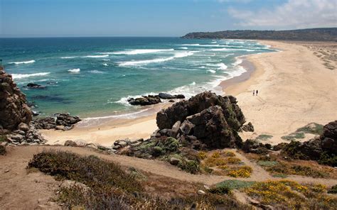 Playa Tunquén / Valparaiso / Chile // World Beach Guide