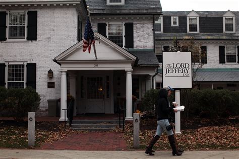 Amherst College Drops ‘Lord Jeff’ as Mascot - The New York Times