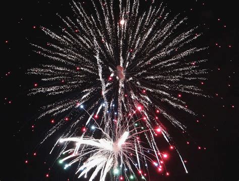 Fairfield fireworks light up the sky with dazzling display