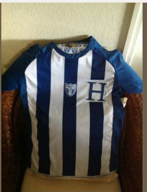 Honduras soccer jersey | Shirts, Jersey outfit, Shirt outfit