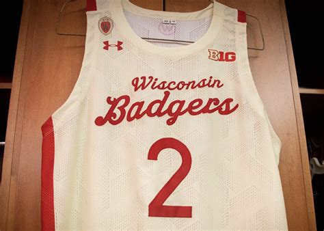 Wisconsin Badgers Unveil Player-Designed Alternate Uniforms ...