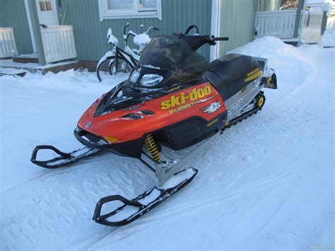 Ski-Doo Summit 600 cm³ 2002 - Harjavalta - Snow Mobile - Nettimoto