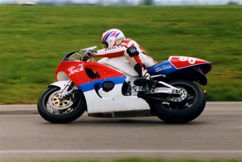 Motor Bikes Racing At Snetterton Scanned (31) | Bike Racing | Martin Pettitt | Flickr