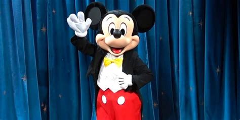 "Delirious" Mickey Nearly Vomits and Passes Out at Disney Event - Inside the Magic