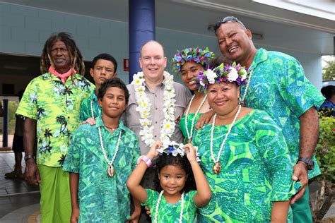 Badu, HSH Prince Albert II Arrives in Badu - Monaco Explorations