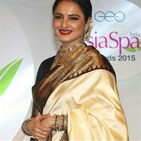 Amazing Beauty And Fitness Secrets Of Bollywood Diva Rekha | Fabbon