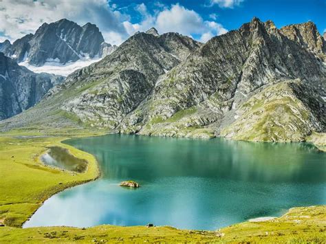 The Kashmir Great Lakes Trek 2023 | Premium Adventure Experience