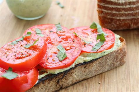 Open-Faced Tomato Sandwiches with Basil Mayo - a summer MUST | Jo Eats