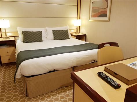 Cruise Ship Cabins - How to pick the best one for you! - Paul & Carole Love To Travel : Paul ...