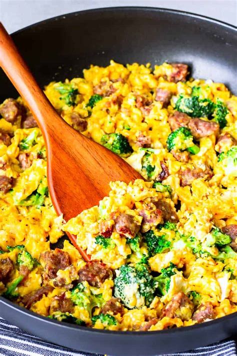 Scrambled Eggs and Sausage with Broccoli - Delicious Little Bites