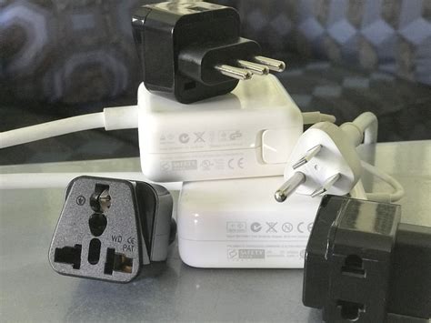 Travel adapter vs voltage converter - Global Heritage Travel