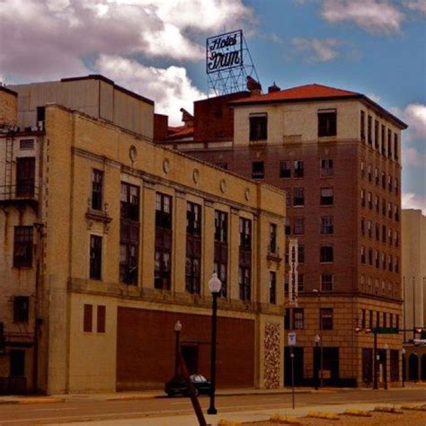 Downtown Texarkana. Used to cycle around these streets. | Downtown ...