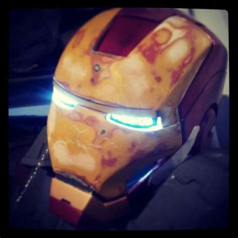 DIY Iron Man Suit (31 pics)