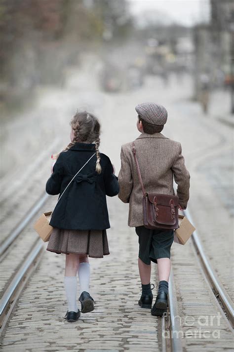 Evacuee Children World War Two Photograph by Lee Avison - Pixels