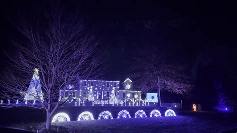 Christmas On Runaway 2023: Brightening Lives with Christmas Lights!