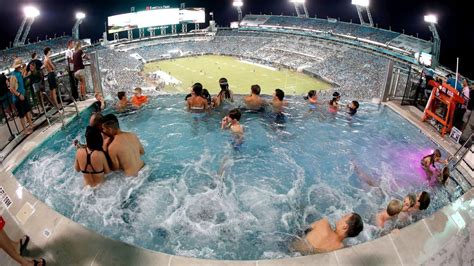 From 'DUVAL' to pools to mayo: What to know about Jags fan culture - Jacksonville Jaguars Blog- ESPN