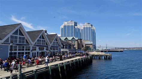 15 Best Things to Do in Halifax (Nova Scotia, Canada) - The Crazy Tourist