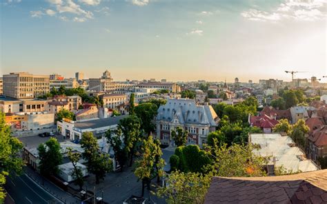 Fall in love with architecture when in Bucharest