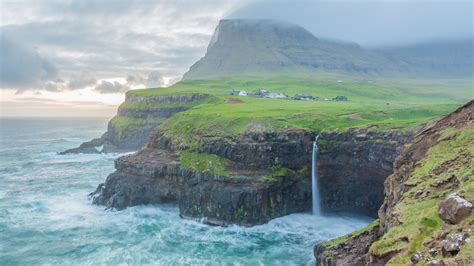 Mulafossur Waterfall as a storm approaches. Faroe Islands [3840x2160 ...