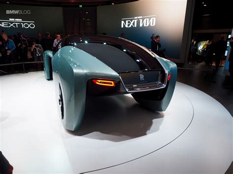 Rolls-Royce Vision Next 100 - Live photos from London