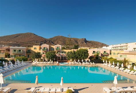 Silva Beach Hotel in Hersonissos, Crete | loveholidays