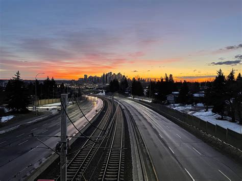 Calgary, Alberta downtown skyline : r/skylineporn