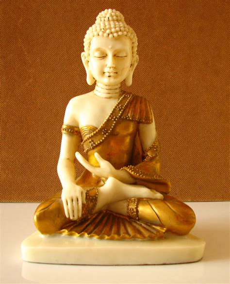 File:Buddha-little.statue.jpg - Wikipedia