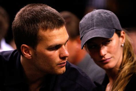 Gisele Bundchen, Tom Brady Announce Their Dog Has Died - The Spun