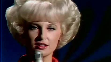 Tammy Wynette - Stand By Your Man !LIVE! - YouTube