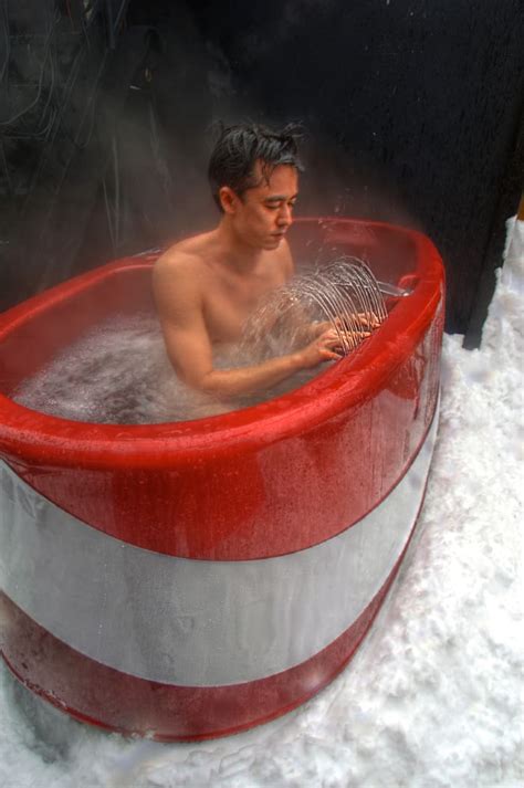 The Hydraulophone: An Instrument Played by Flowing Water - Spinditty