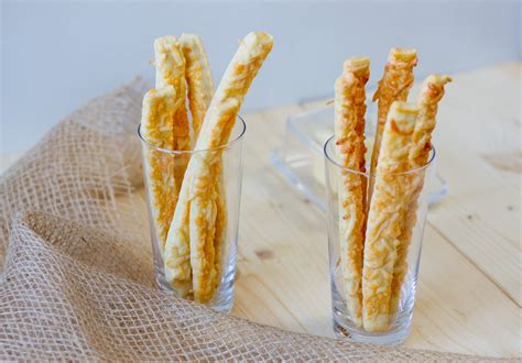 Cheese sticks ⋆ MeCooks Blog