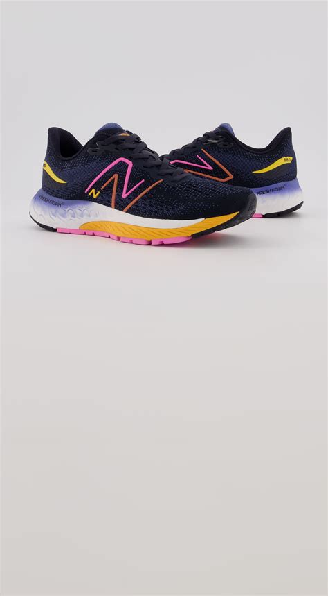 Women's Running Shoes - New Balance