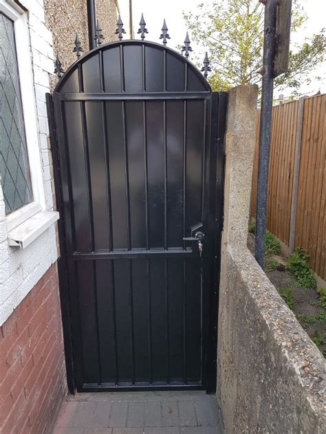 New installation Job! Our RSG3000 Security Door Gate fitted to the side entrance of home in ...